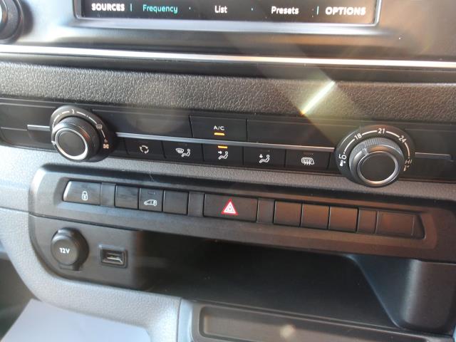 Used Peugeot e-Expert 2022 for sale - 76238484: Photo 27