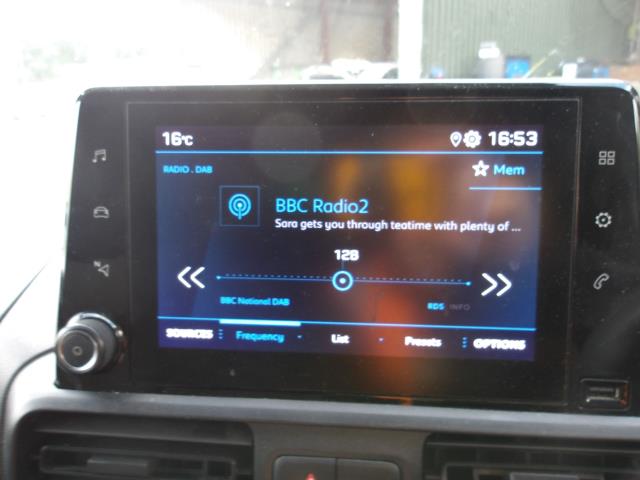 Used Peugeot Partner 2022 for sale - 77171121: Photo 27