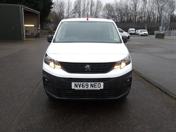 Used Peugeot Partner 2020 for sale - 77171130: Photo