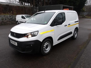 Used Peugeot Partner 2020 for sale - 77171130: Photo