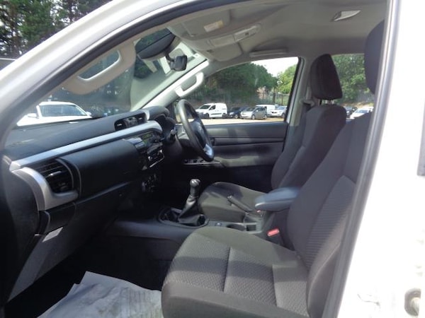 Used Toyota Hilux 2021 for sale - 75241745: Photo 10