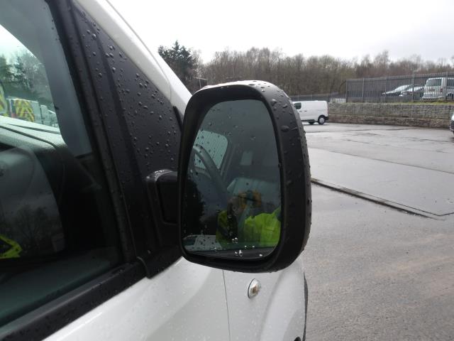 Used Vauxhall Vivaro 2020 for sale - 78078178: Photo 11