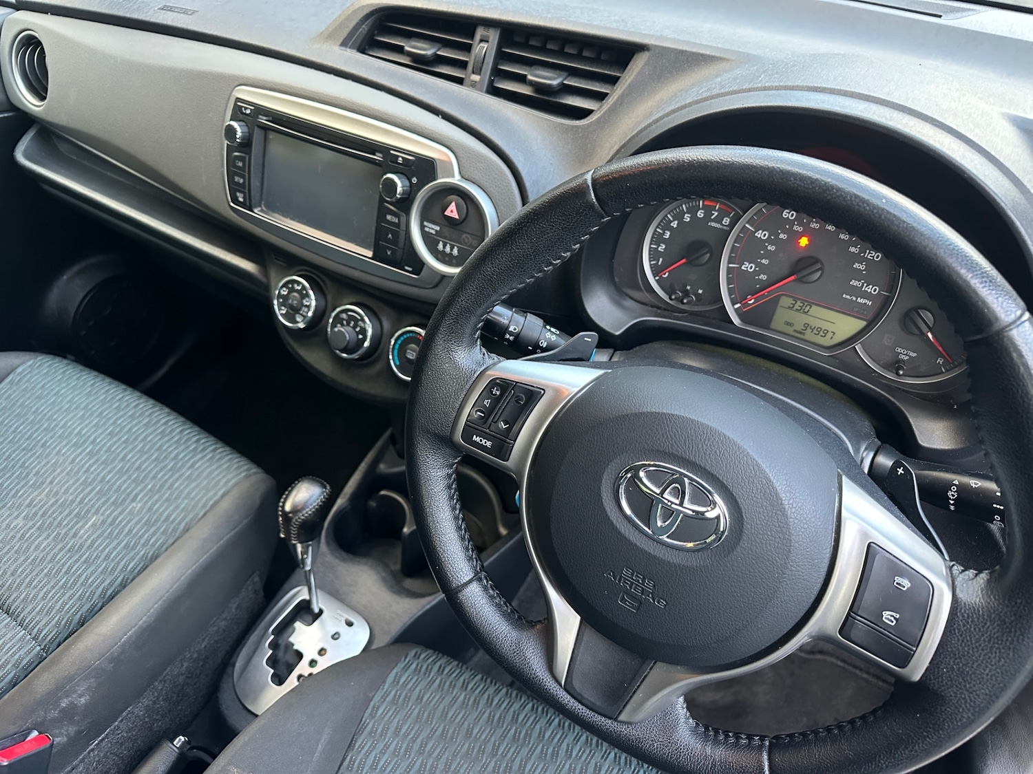 Used Toyota Yaris 2012 for sale - 77171154: Photo 16