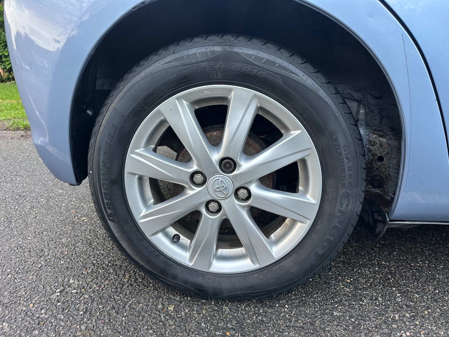 Used Toyota Yaris 2012 for sale - 77171154: Photo 24