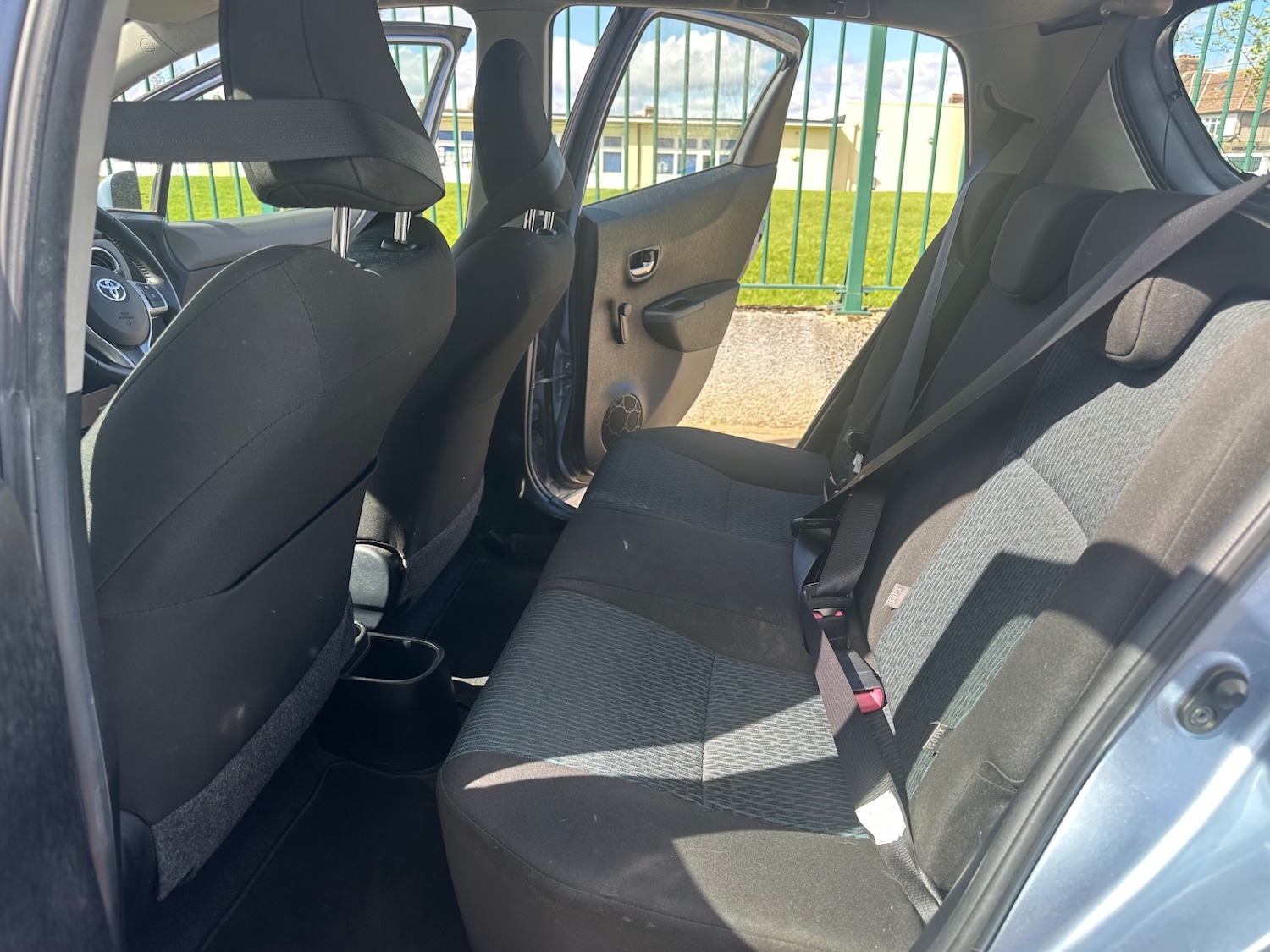 Used Toyota Yaris 2012 for sale - 77171154: Photo 28