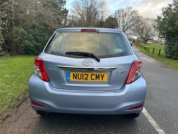 Used Toyota Yaris 2012 for sale - 77171154: Photo