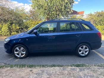 Used Skoda Fabia 2011 for sale - 79453861: Photo