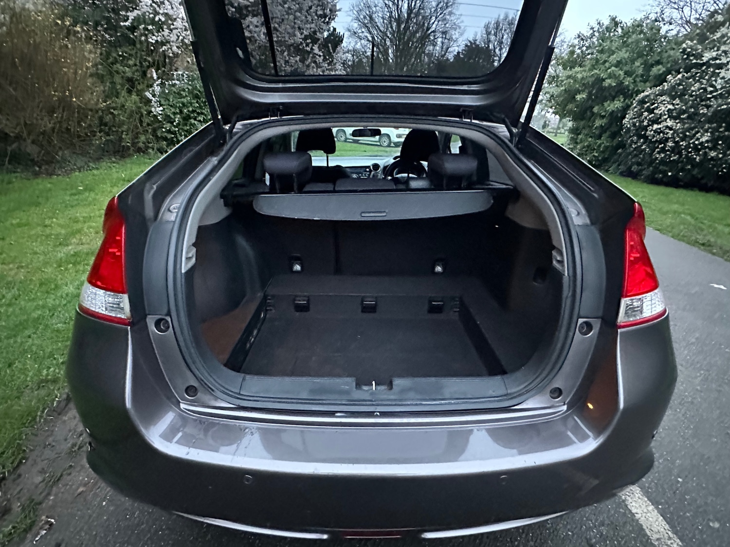 Used Honda Insight 2011 for sale - 77792958: Photo 8