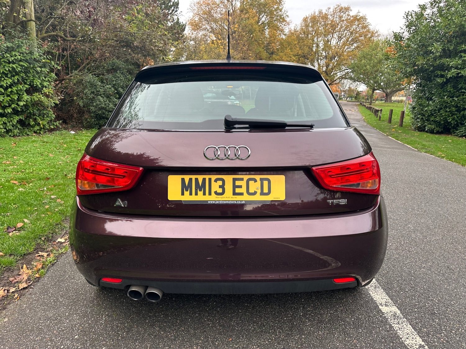 Used Audi A1 2013 for sale - 76497618: Photo 2