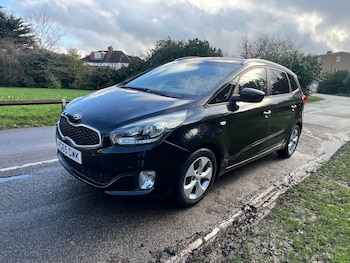 Used Kia Carens 2016 for sale - 77466043: Photo