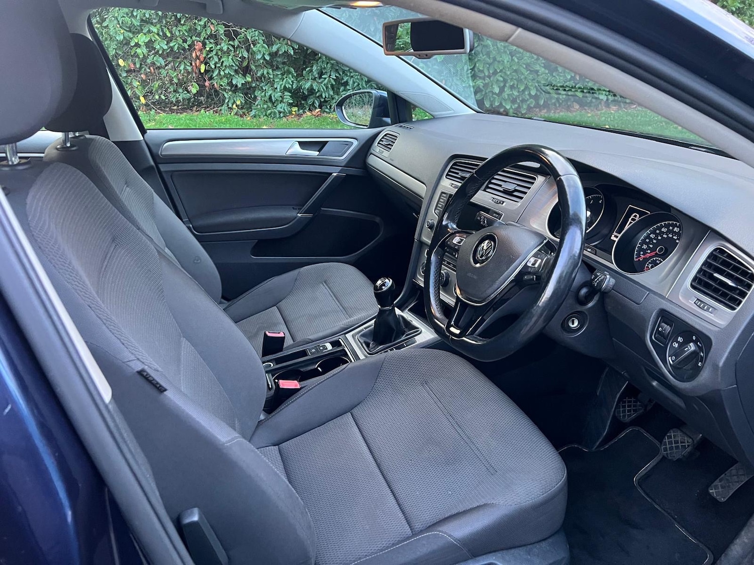 Used Volkswagen Golf 2015 for sale - 76560672: Photo 11