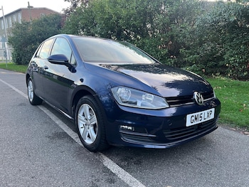 Used Volkswagen Golf 2015 for sale - 76560672: Photo