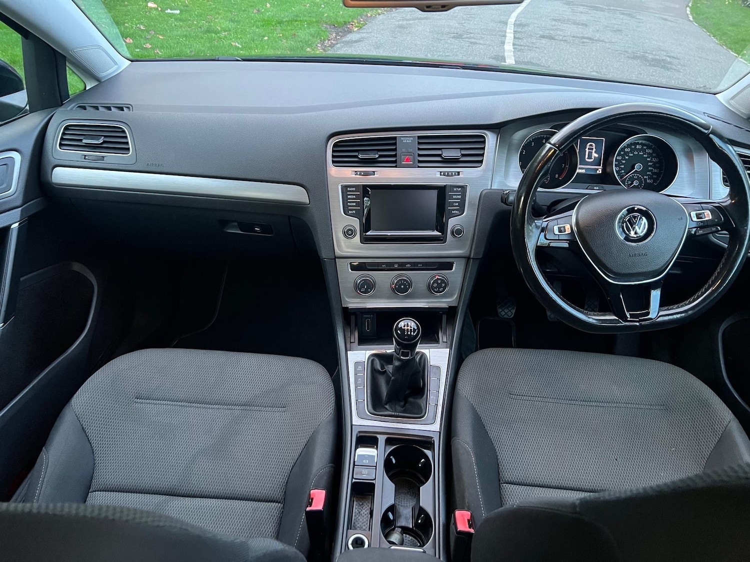 Used Volkswagen Golf 2015 for sale - 76560672: Photo 4