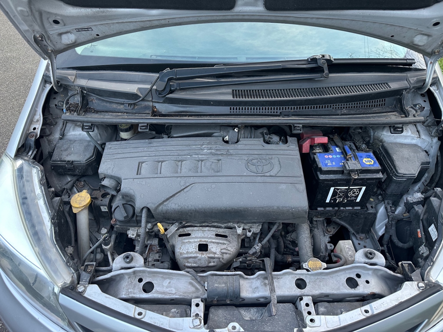 Used Toyota Yaris 2012 for sale - 77385631: Photo 18