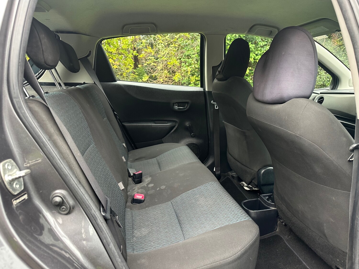 Used Toyota Yaris 2013 for sale - 76685252: Photo 10