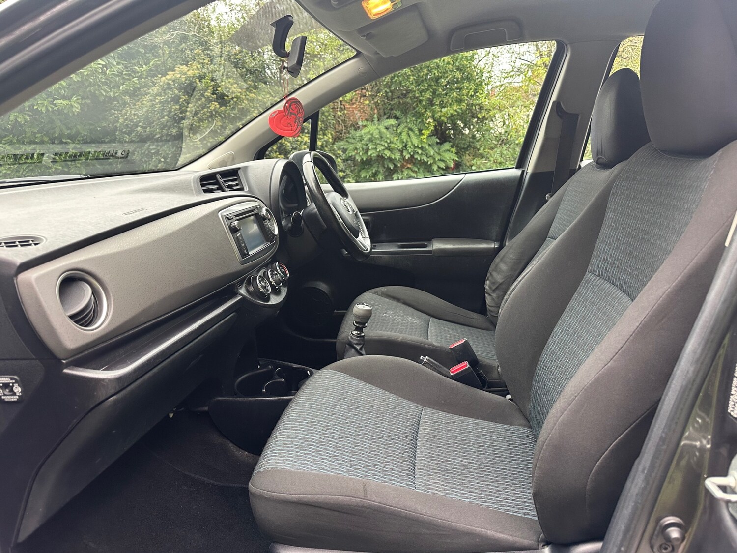 Used Toyota Yaris 2013 for sale - 76685252: Photo 19