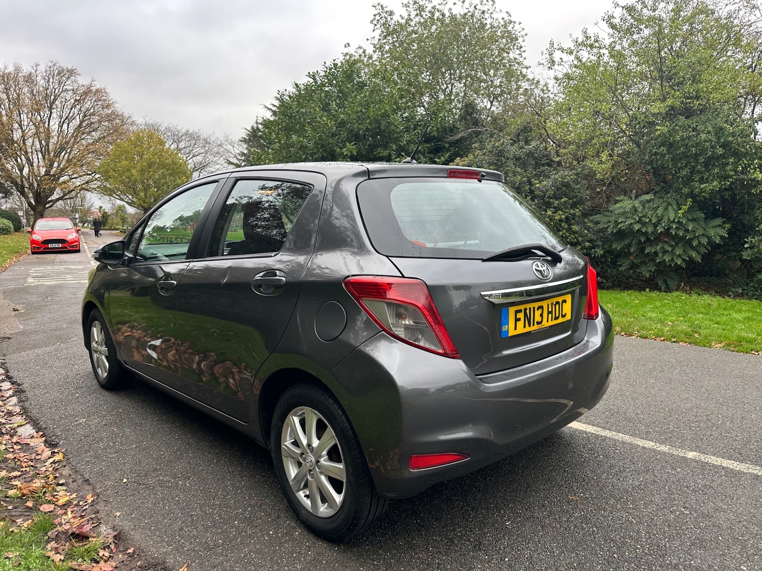 Used Toyota Yaris 2013 for sale - 76685252: Photo 4