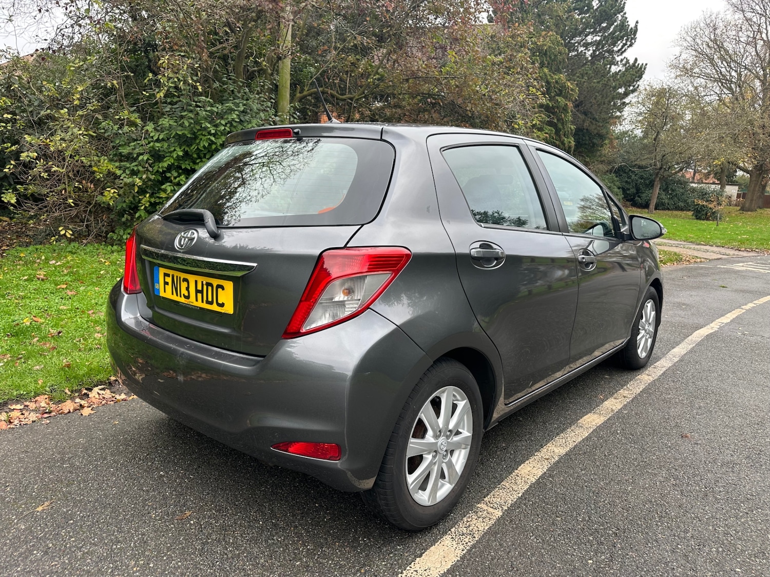 Used Toyota Yaris 2013 for sale - 76685252: Photo 8