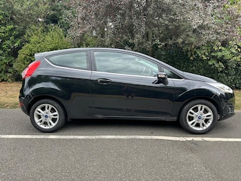 Used Ford Fiesta 2016 for sale - 78600045: Photo