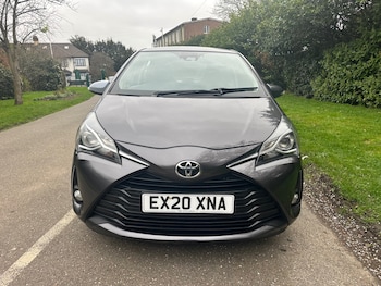 Used Toyota Yaris 2020 for sale - 79508373: Photo