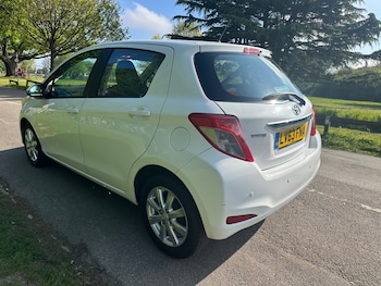 Used Toyota Yaris 2013 for sale - 78360765: Photo