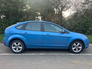 Used Ford Focus 2010 for sale - 77767060: Photo