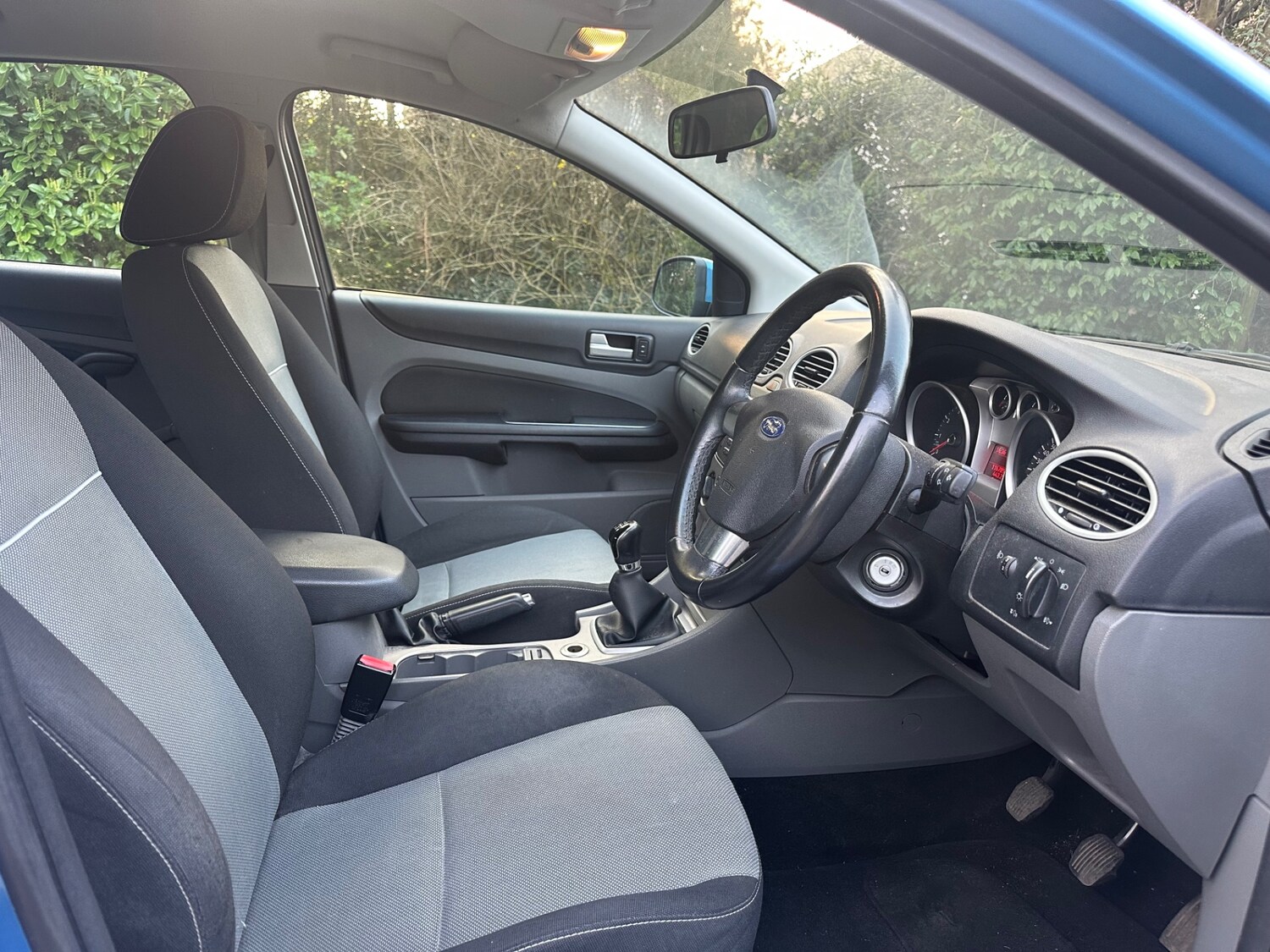 Used Ford Focus 2010 for sale - 77767060: Photo 8