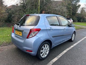 Used Toyota Yaris 2012 for sale - 79589196: Photo