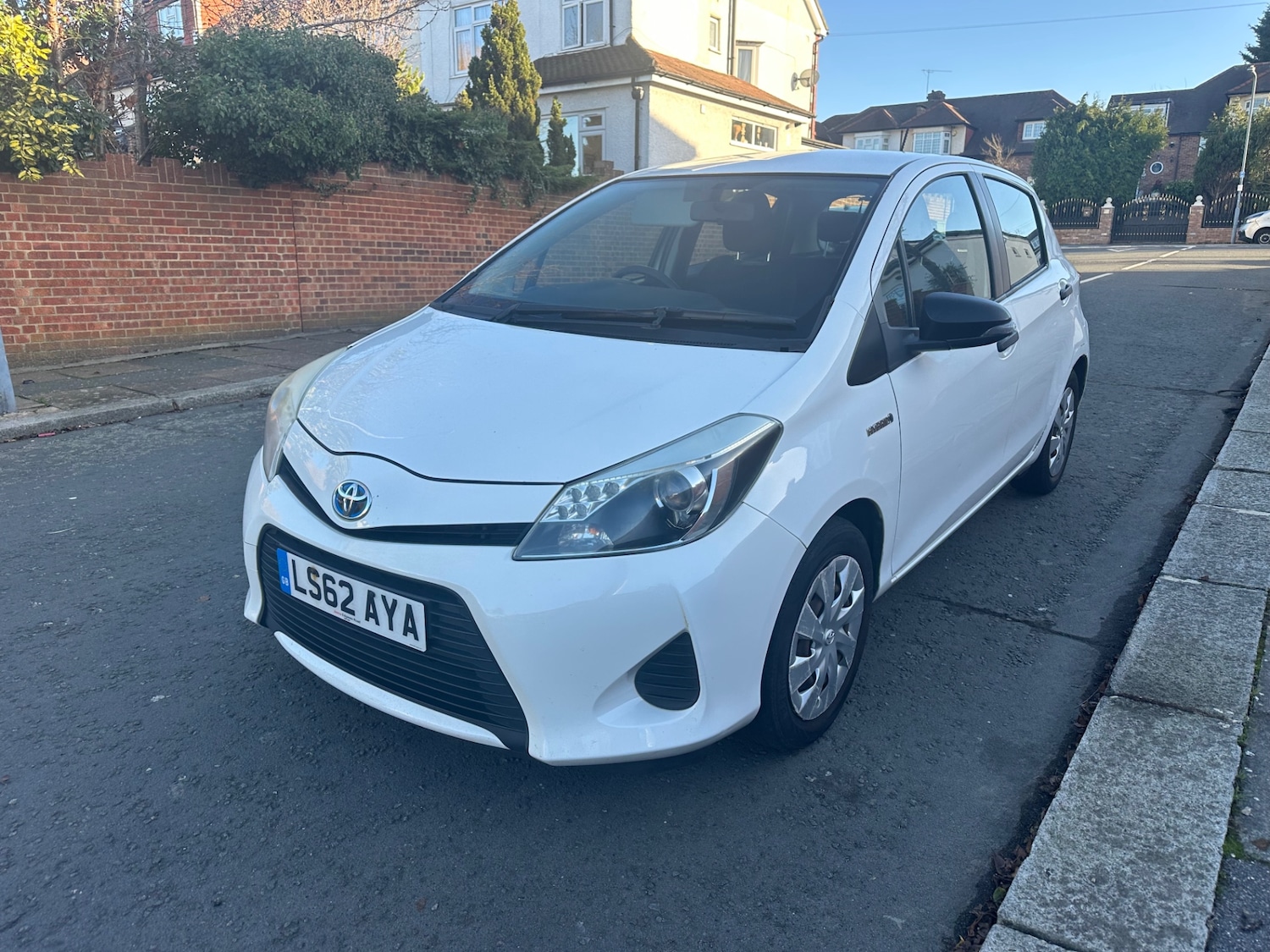 Used Toyota Yaris 2012 for sale - 77055571: Photo 16