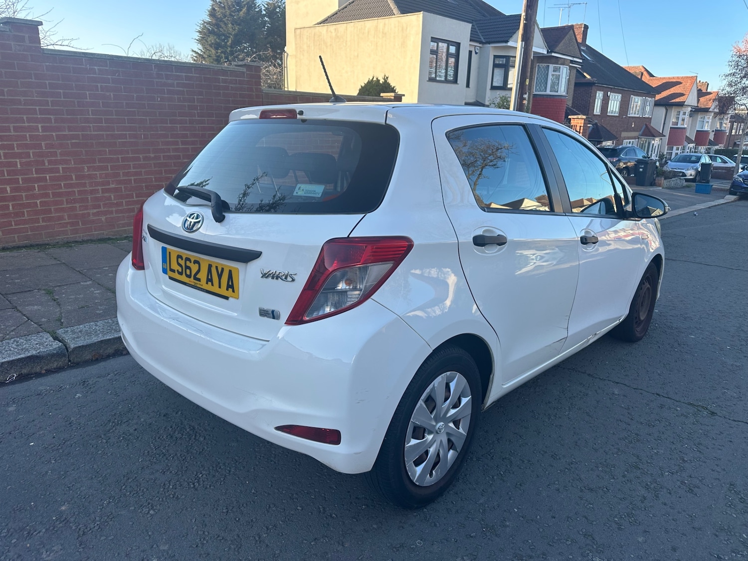 Used Toyota Yaris 2012 for sale - 77055571: Photo 17