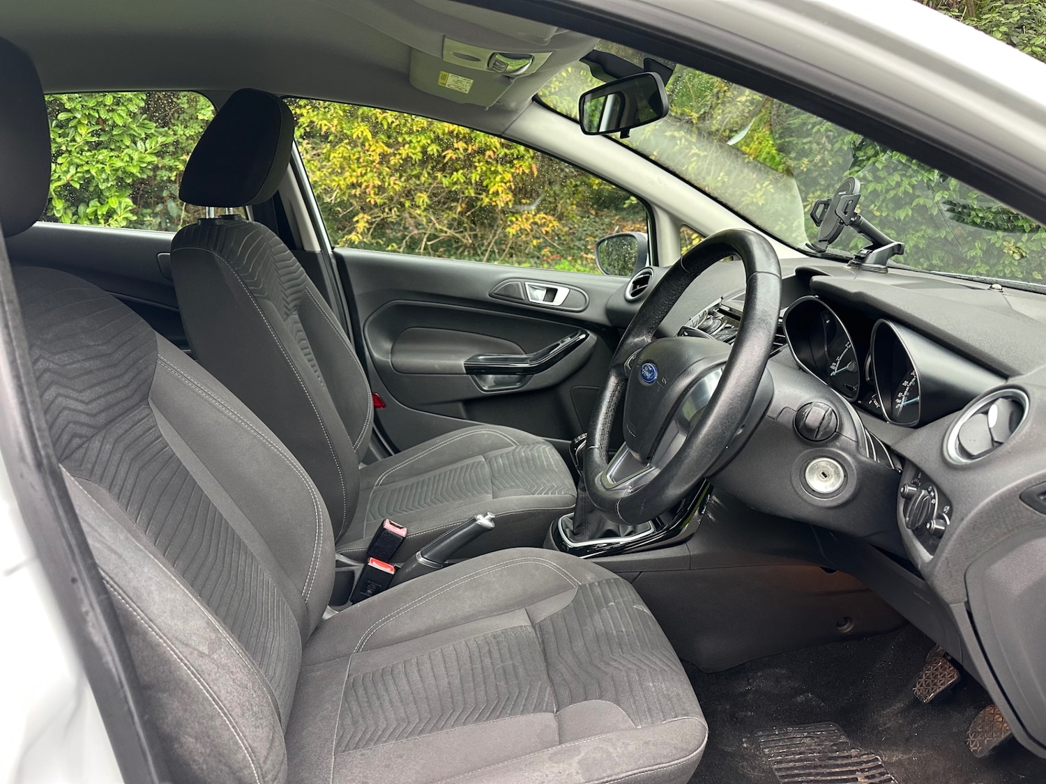 Used Ford Fiesta 2014 for sale - 76756922: Photo 24