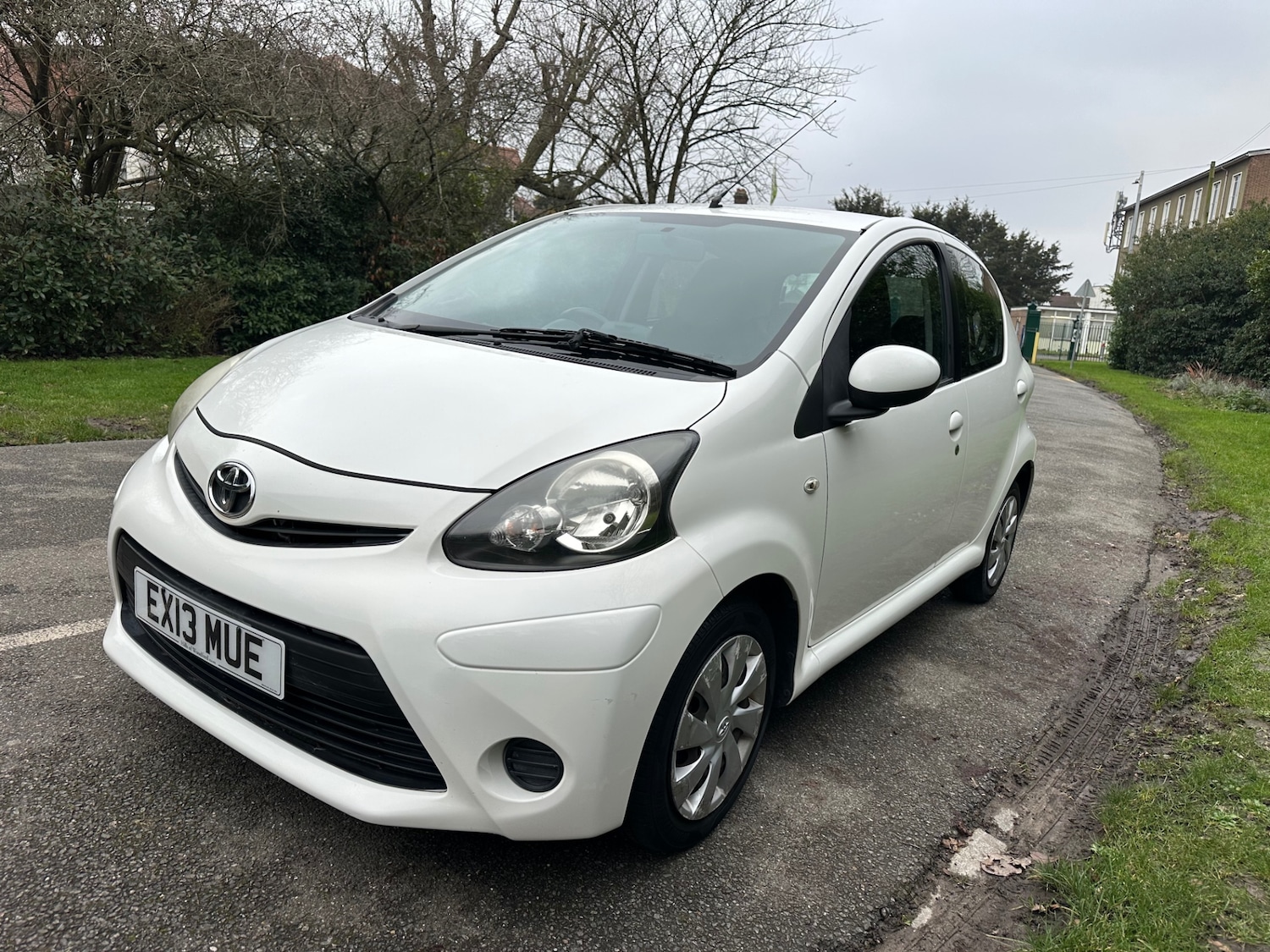 Used Toyota AYGO 2013 for sale - 77329305: Photo 10
