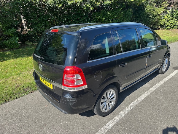 Used Vauxhall Zafira 2013 for sale - 75836666: Photo 24