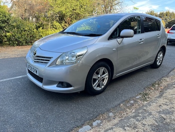 Used Toyota Verso 2009 for sale - 79620701: Photo