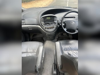 Used Toyota Previa 2006 for sale - 79552514: Photo