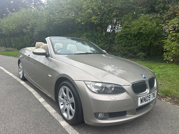 Used BMW 3 Series 2009 for sale - 76225441: Photo 1