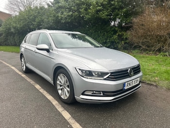 Used Volkswagen Passat 2019 for sale - 79589177: Photo