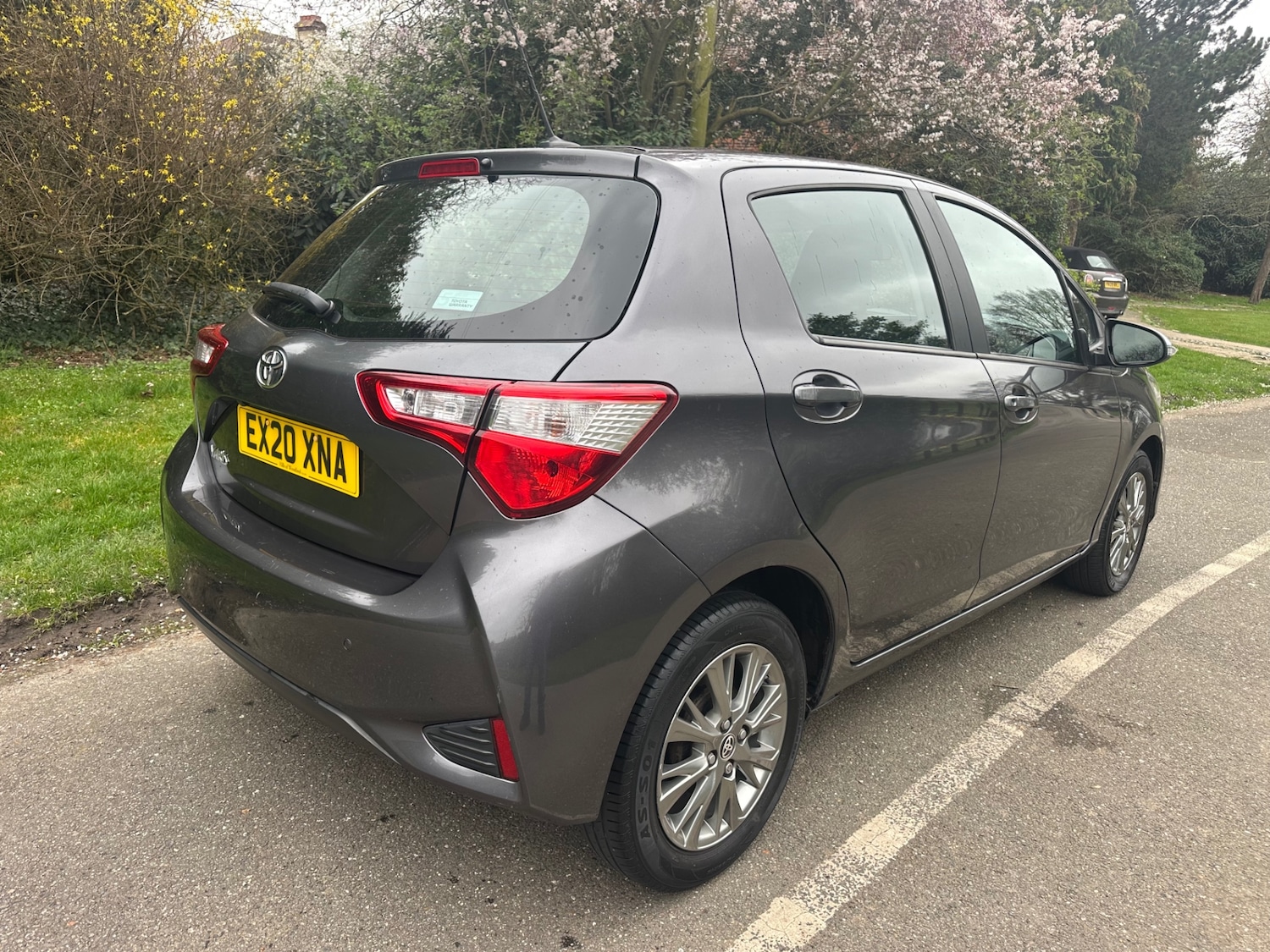 Used Toyota Yaris 2020 for sale - 77848199: Photo 3