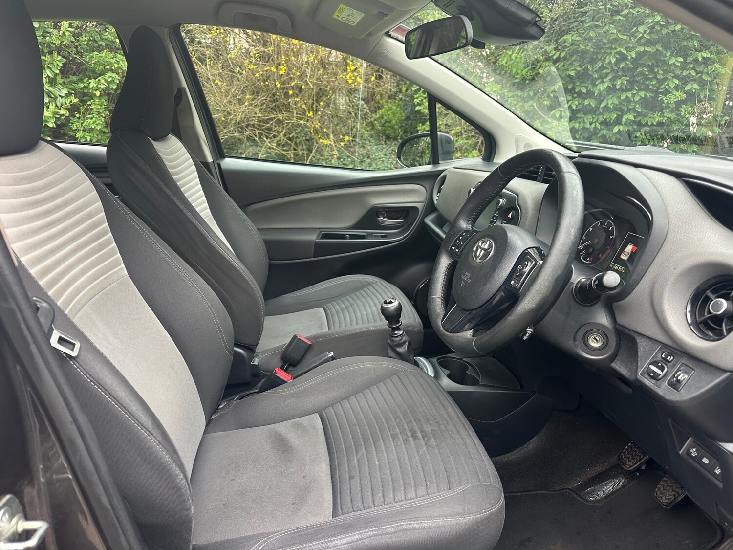 Used Toyota Yaris 2020 for sale - 77848199: Photo 9