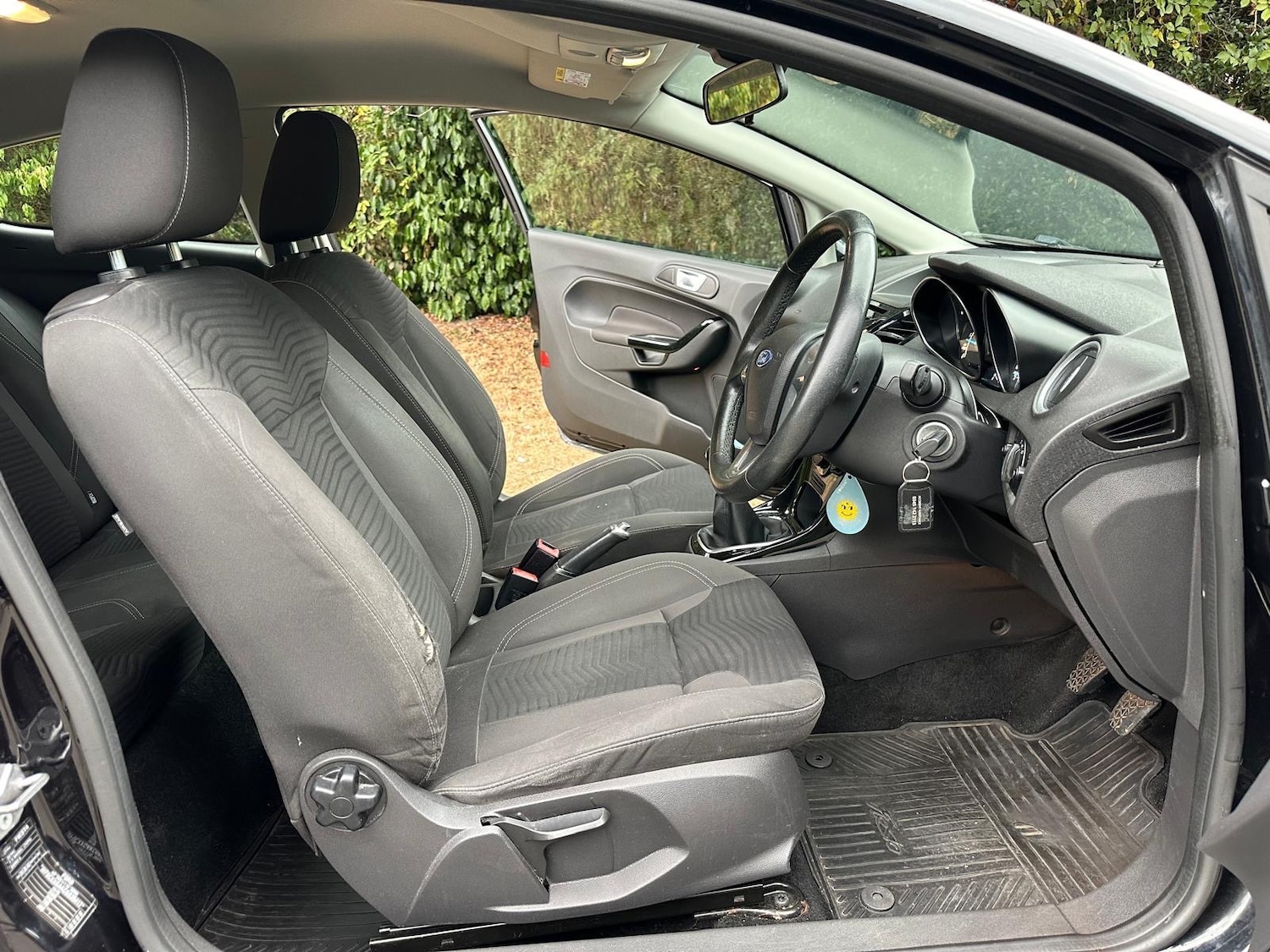 Used Ford Fiesta 2016 for sale - 77409933: Photo 11