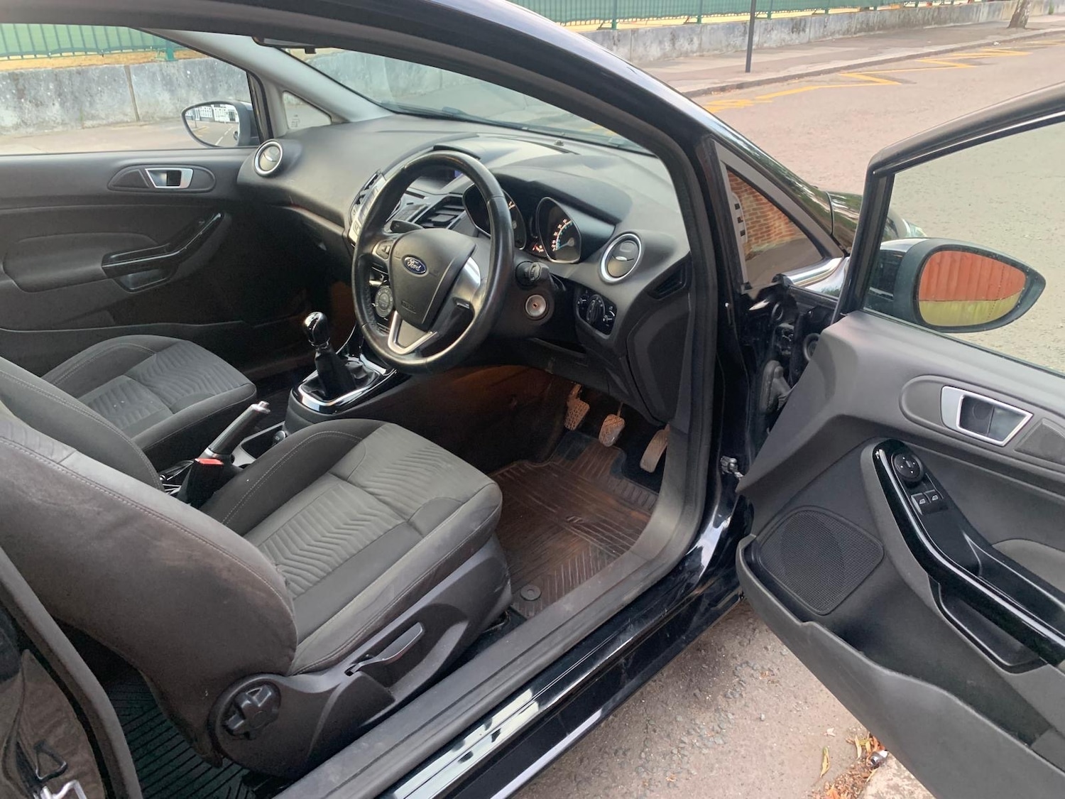 Used Ford Fiesta 2016 for sale - 77409933: Photo 45