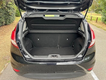 Used Ford Fiesta 2016 for sale - 77409933: Photo