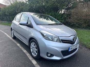 Used Toyota Yaris 2012 for sale - 78571994: Photo