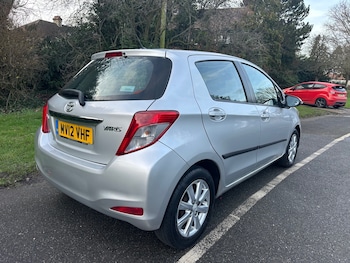 Used Toyota Yaris 2012 for sale - 78571994: Photo