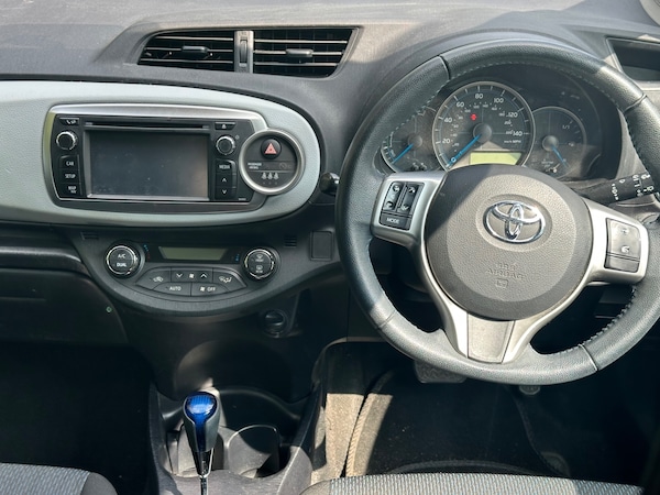 Used Toyota Yaris 2013 for sale - 74821421: Photo 11