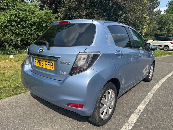 Used Toyota Yaris 2013 for sale - 74821421: Photo 3