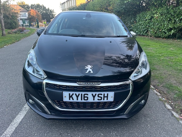 Used Peugeot 208 2016 for sale - 76070533: Photo 11