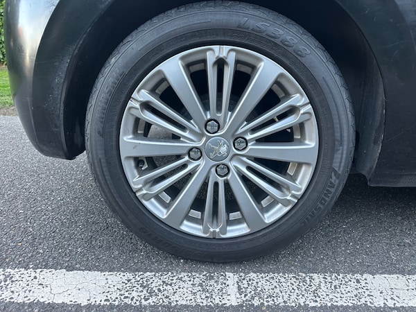 Used Peugeot 208 2016 for sale - 76070533: Photo 13