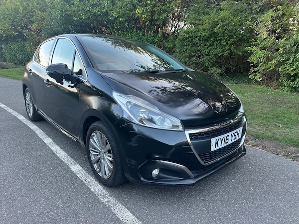 Used Peugeot 208 2016 for sale - 76070533: Photo 1