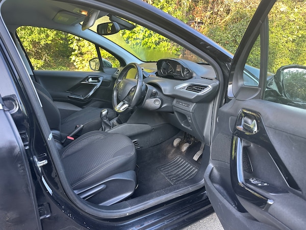 Used Peugeot 208 2016 for sale - 76070533: Photo 22